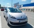 Серый Рено Гранд Сценик, объемом двигателя 1.5 л и пробегом 208 тыс. км за 8500 $, фото 1 на Automoto.ua