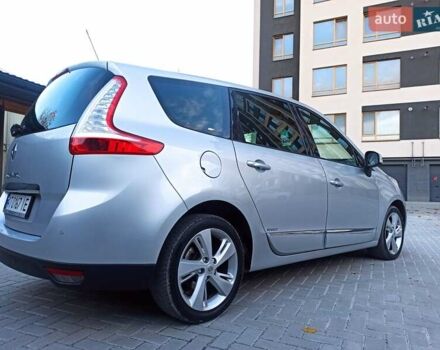 Серый Рено Гранд Сценик, объемом двигателя 1.6 л и пробегом 239 тыс. км за 8700 $, фото 39 на Automoto.ua