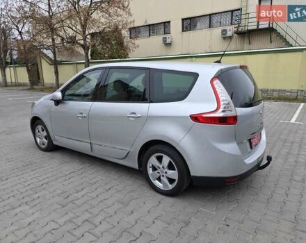 Сірий Рено Гранд Сценік, об'ємом двигуна 1.5 л та пробігом 230 тис. км за 8650 $, фото 9 на Automoto.ua