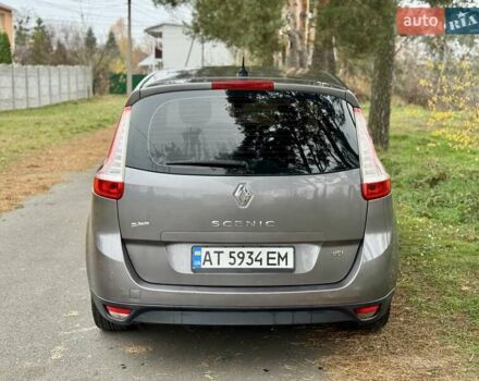 Сірий Рено Гранд Сценік, об'ємом двигуна 1.5 л та пробігом 185 тис. км за 7499 $, фото 4 на Automoto.ua