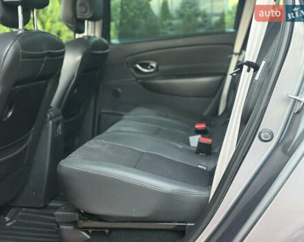 Серый Рено Гранд Сценик, объемом двигателя 2 л и пробегом 241 тыс. км за 10450 $, фото 57 на Automoto.ua