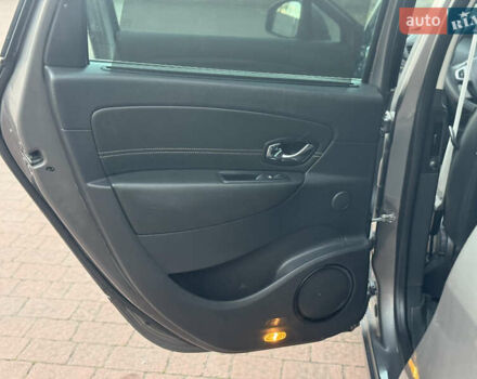 Серый Рено Гранд Сценик, объемом двигателя 2 л и пробегом 241 тыс. км за 10450 $, фото 59 на Automoto.ua