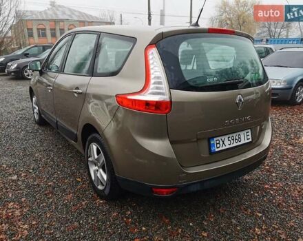 Сірий Рено Гранд Сценік, об'ємом двигуна 1.5 л та пробігом 238 тис. км за 8700 $, фото 10 на Automoto.ua