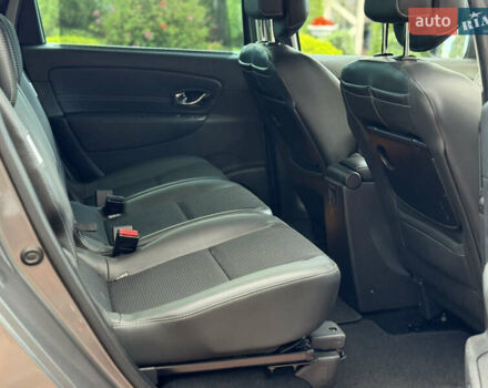 Серый Рено Гранд Сценик, объемом двигателя 1.5 л и пробегом 239 тыс. км за 8999 $, фото 58 на Automoto.ua