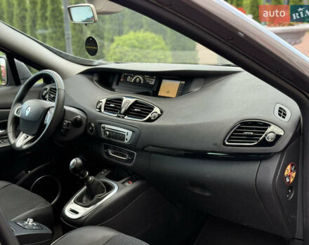 Серый Рено Гранд Сценик, объемом двигателя 1.5 л и пробегом 239 тыс. км за 8999 $, фото 54 на Automoto.ua