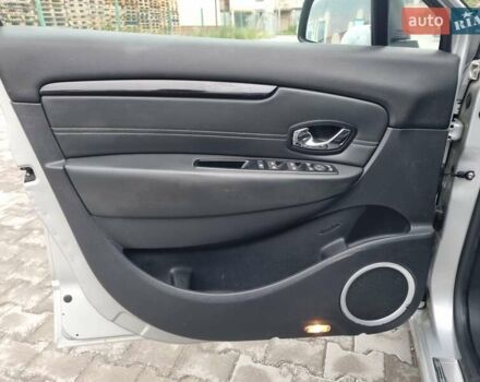 Сірий Рено Гранд Сценік, об'ємом двигуна 1.5 л та пробігом 230 тис. км за 8650 $, фото 22 на Automoto.ua