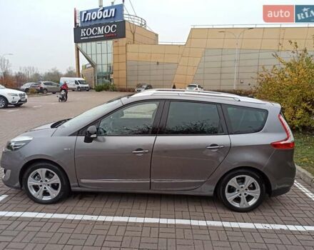 Серый Рено Гранд Сценик, объемом двигателя 1.6 л и пробегом 205 тыс. км за 10500 $, фото 3 на Automoto.ua