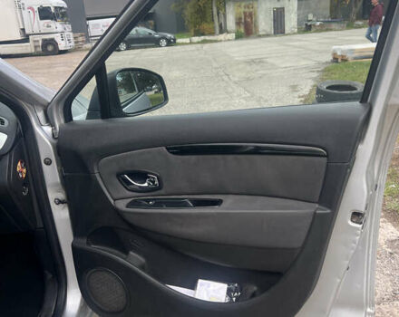 Серый Рено Гранд Сценик, объемом двигателя 1.5 л и пробегом 264 тыс. км за 7000 $, фото 15 на Automoto.ua