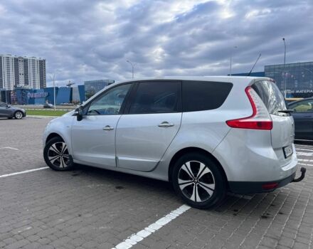 Серый Рено Гранд Сценик, объемом двигателя 1.5 л и пробегом 363 тыс. км за 7600 $, фото 2 на Automoto.ua