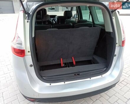 Серый Рено Гранд Сценик, объемом двигателя 1.6 л и пробегом 239 тыс. км за 8700 $, фото 47 на Automoto.ua