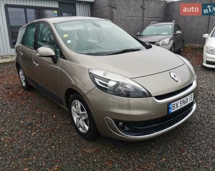 Сірий Рено Гранд Сценік, об'ємом двигуна 1.5 л та пробігом 238 тис. км за 8700 $, фото 4 на Automoto.ua