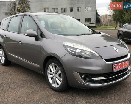 Серый Рено Гранд Сценик, объемом двигателя 2 л и пробегом 197 тыс. км за 10700 $, фото 18 на Automoto.ua