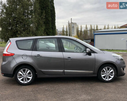 Серый Рено Гранд Сценик, объемом двигателя 2 л и пробегом 197 тыс. км за 10700 $, фото 16 на Automoto.ua