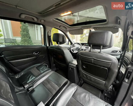 Серый Рено Гранд Сценик, объемом двигателя 1.6 л и пробегом 238 тыс. км за 9500 $, фото 50 на Automoto.ua