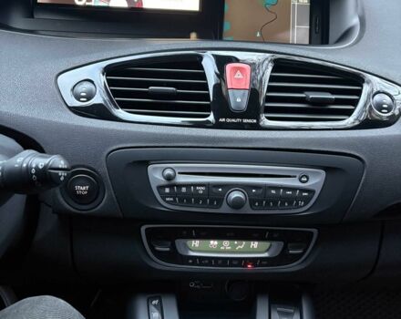 Серый Рено Гранд Сценик, объемом двигателя 1.4 л и пробегом 196 тыс. км за 7700 $, фото 20 на Automoto.ua