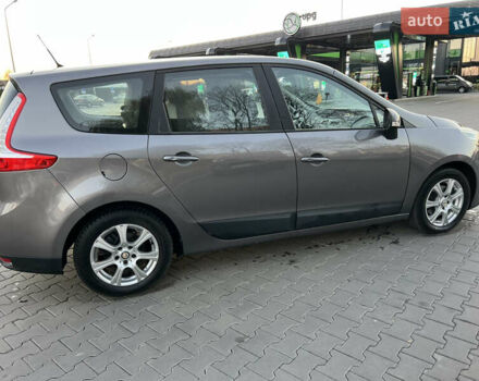 Сірий Рено Гранд Сценік, об'ємом двигуна 1.6 л та пробігом 238 тис. км за 8700 $, фото 45 на Automoto.ua