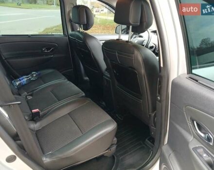 Сірий Рено Гранд Сценік, об'ємом двигуна 1.6 л та пробігом 250 тис. км за 8750 $, фото 3 на Automoto.ua