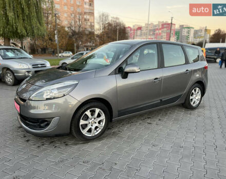 Сірий Рено Гранд Сценік, об'ємом двигуна 1.6 л та пробігом 238 тис. км за 8700 $, фото 41 на Automoto.ua