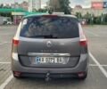 Серый Рено Гранд Сценик, объемом двигателя 1.5 л и пробегом 315 тыс. км за 8360 $, фото 9 на Automoto.ua
