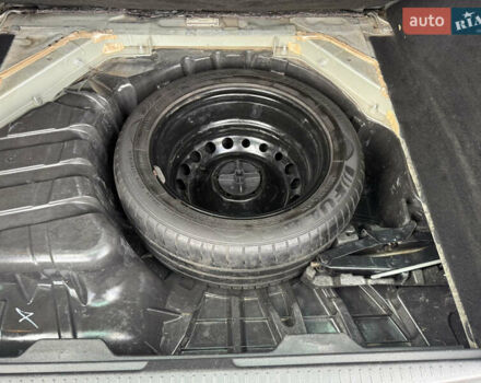 Серый Рено Гранд Сценик, объемом двигателя 2 л и пробегом 187 тыс. км за 8750 $, фото 31 на Automoto.ua