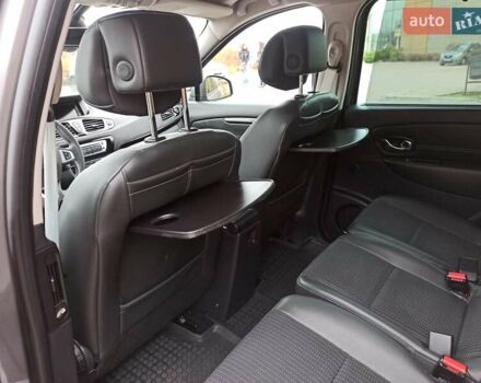 Серый Рено Гранд Сценик, объемом двигателя 1.6 л и пробегом 205 тыс. км за 10500 $, фото 22 на Automoto.ua