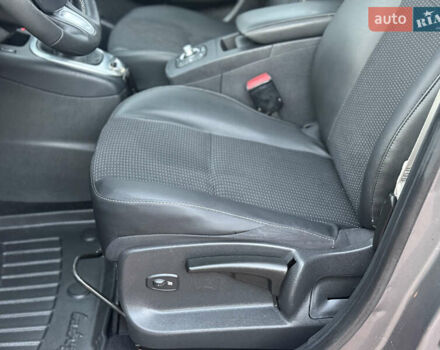 Серый Рено Гранд Сценик, объемом двигателя 2 л и пробегом 241 тыс. км за 10950 $, фото 51 на Automoto.ua