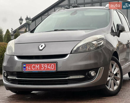 Серый Рено Гранд Сценик, объемом двигателя 1.6 л и пробегом 238 тыс. км за 9500 $, фото 15 на Automoto.ua
