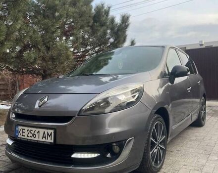 Серый Рено Гранд Сценик, объемом двигателя 1.5 л и пробегом 213 тыс. км за 7600 $, фото 1 на Automoto.ua