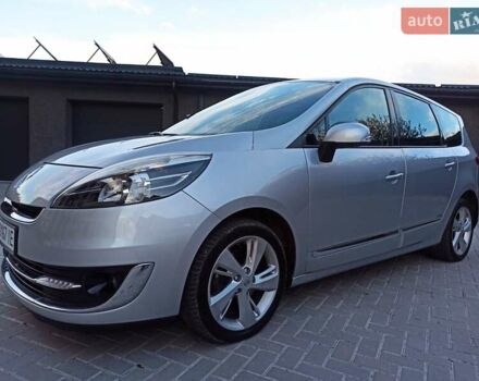 Серый Рено Гранд Сценик, объемом двигателя 1.6 л и пробегом 239 тыс. км за 8700 $, фото 3 на Automoto.ua