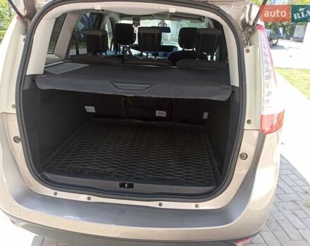 Серый Рено Гранд Сценик, объемом двигателя 1.5 л и пробегом 247 тыс. км за 8400 $, фото 16 на Automoto.ua