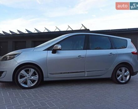 Серый Рено Гранд Сценик, объемом двигателя 1.6 л и пробегом 239 тыс. км за 8700 $, фото 11 на Automoto.ua