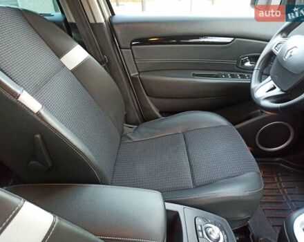 Серый Рено Гранд Сценик, объемом двигателя 1.6 л и пробегом 239 тыс. км за 8700 $, фото 64 на Automoto.ua