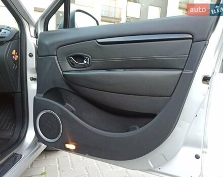 Серый Рено Гранд Сценик, объемом двигателя 1.6 л и пробегом 239 тыс. км за 8700 $, фото 65 на Automoto.ua