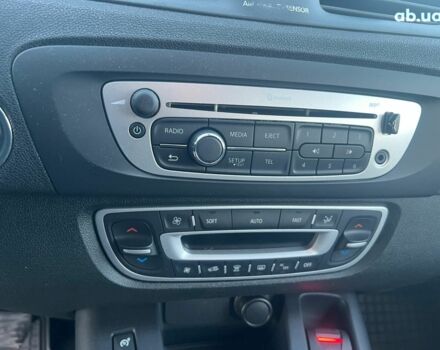 Серый Рено Гранд Сценик, объемом двигателя 1.5 л и пробегом 281 тыс. км за 9740 $, фото 20 на Automoto.ua