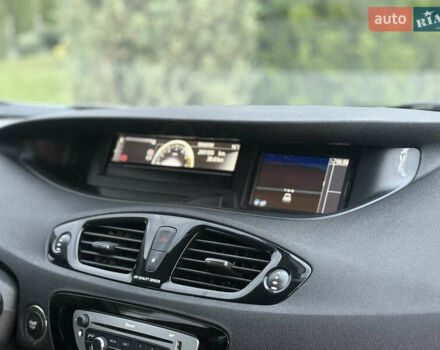 Серый Рено Гранд Сценик, объемом двигателя 2 л и пробегом 241 тыс. км за 10450 $, фото 42 на Automoto.ua