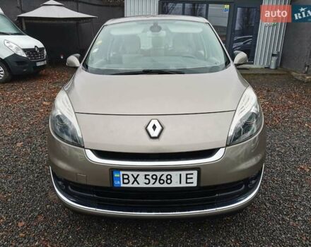 Сірий Рено Гранд Сценік, об'ємом двигуна 1.5 л та пробігом 238 тис. км за 8700 $, фото 2 на Automoto.ua