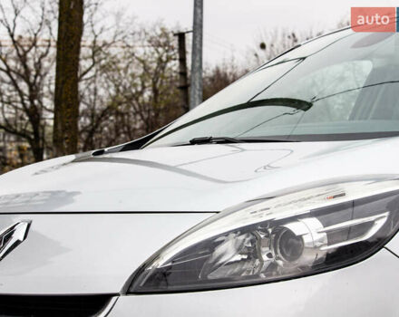 Серый Рено Гранд Сценик, объемом двигателя 1.46 л и пробегом 344 тыс. км за 7900 $, фото 11 на Automoto.ua