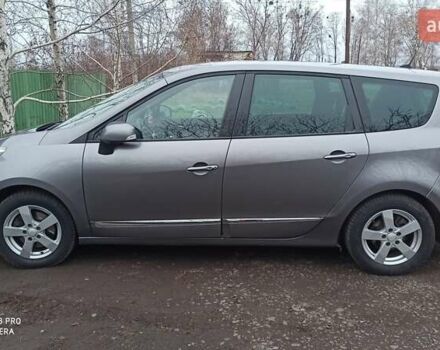 Сірий Рено Гранд Сценік, об'ємом двигуна 1.5 л та пробігом 230 тис. км за 8500 $, фото 4 на Automoto.ua