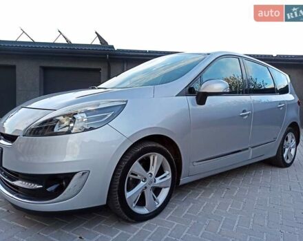 Серый Рено Гранд Сценик, объемом двигателя 1.6 л и пробегом 239 тыс. км за 8700 $, фото 10 на Automoto.ua