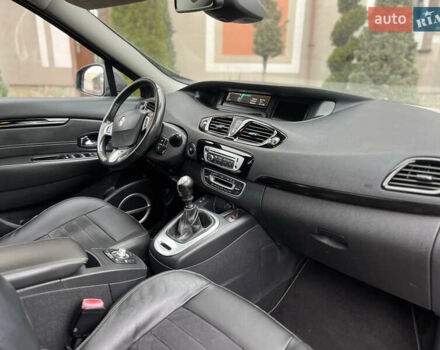 Серый Рено Гранд Сценик, объемом двигателя 1.6 л и пробегом 238 тыс. км за 9500 $, фото 44 на Automoto.ua