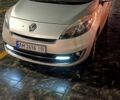 Сірий Рено Гранд Сценік, об'ємом двигуна 1.5 л та пробігом 140 тис. км за 10000 $, фото 4 на Automoto.ua