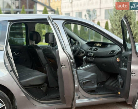 Серый Рено Гранд Сценик, объемом двигателя 2 л и пробегом 241 тыс. км за 10450 $, фото 37 на Automoto.ua