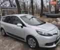 Серый Рено Гранд Сценик, объемом двигателя 1.5 л и пробегом 330 тыс. км за 8499 $, фото 1 на Automoto.ua