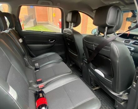 Серый Рено Гранд Сценик, объемом двигателя 1.6 л и пробегом 217 тыс. км за 8200 $, фото 6 на Automoto.ua