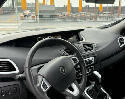 Сірий Рено Гранд Сценік, об'ємом двигуна 1.5 л та пробігом 203 тис. км за 8250 $, фото 7 на Automoto.ua