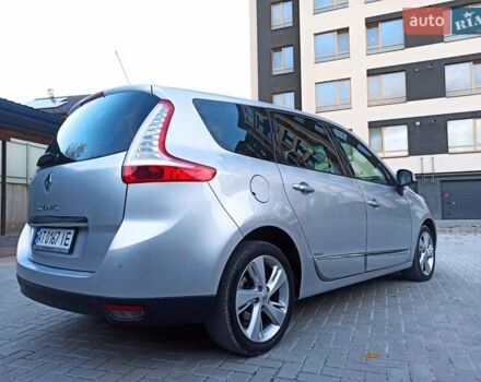 Серый Рено Гранд Сценик, объемом двигателя 1.6 л и пробегом 239 тыс. км за 8700 $, фото 38 на Automoto.ua