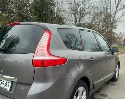 Сірий Рено Гранд Сценік, об'ємом двигуна 1.6 л та пробігом 204 тис. км за 8500 $, фото 6 на Automoto.ua