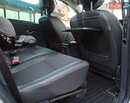 Серый Рено Гранд Сценик, объемом двигателя 1.6 л и пробегом 239 тыс. км за 8700 $, фото 68 на Automoto.ua