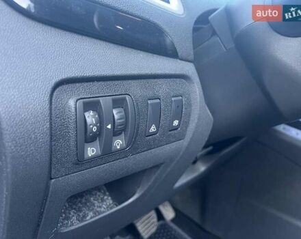 Серый Рено Гранд Сценик, объемом двигателя 1.5 л и пробегом 272 тыс. км за 8000 $, фото 12 на Automoto.ua