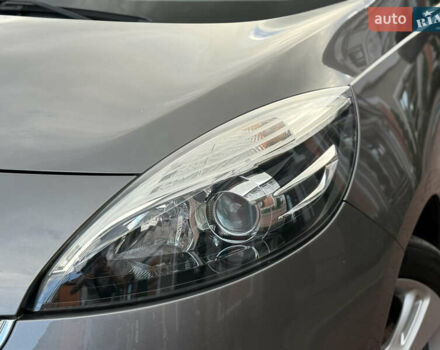 Рено Гранд Сценик 2012 в Стрые на Automoto.ua Серый Рено Гранд Сценик, объемом двигателя 1.5 л и пробегом 239 тыс. км за 9350 $, фото 8 на Automoto.ua